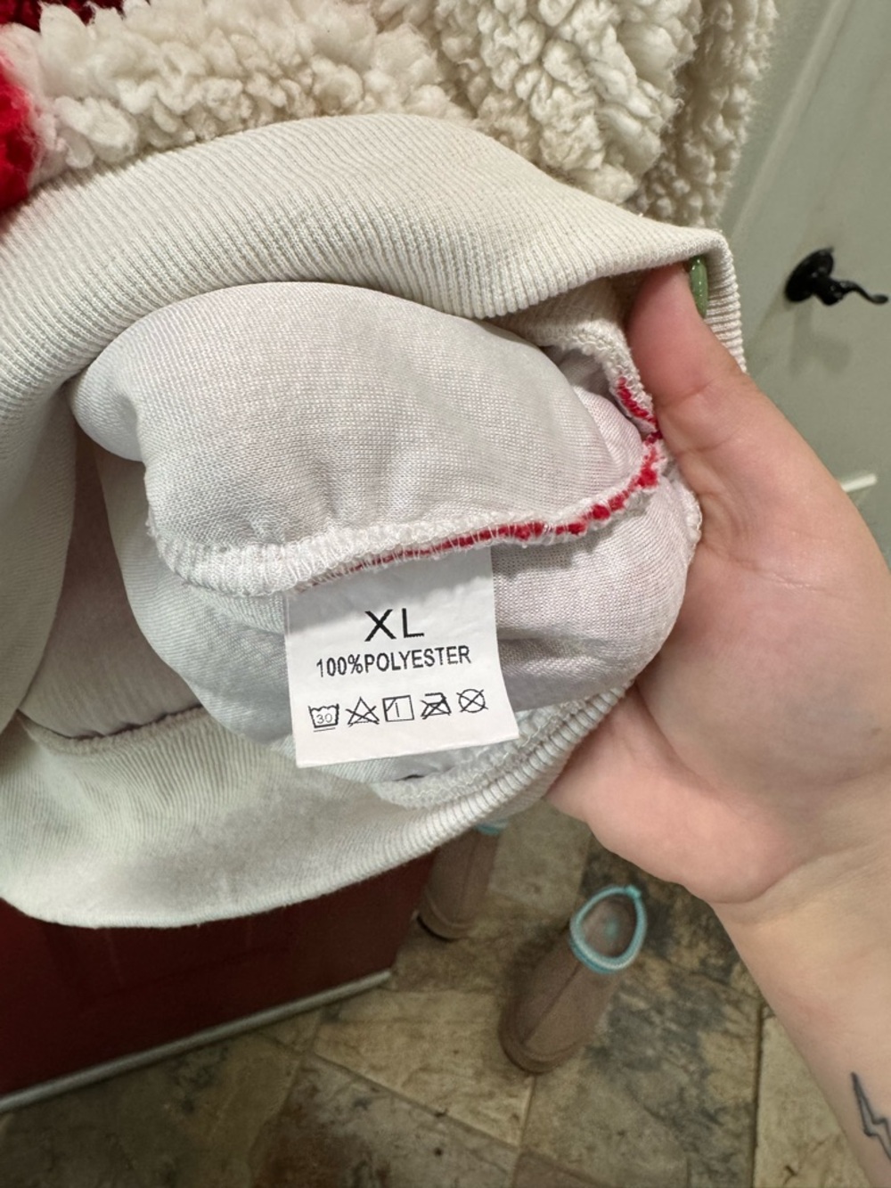 Cozy Cream Sherpa Sweater with Red Heart Print - Picture 3 of 3